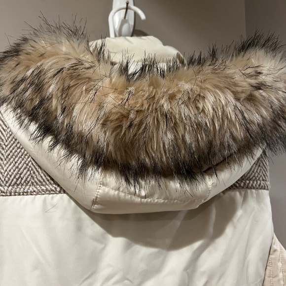 Coldwater Creek Winter Vest - Picture 2 of 6